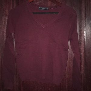 Zara V-neck maroon sweater